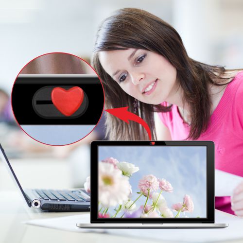 GP09 Webcam Privacy Cover-Heart-Shaped